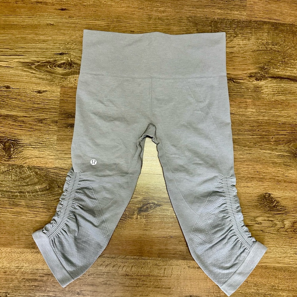 lululemon In The Flow Light Gray Leggings Size 4